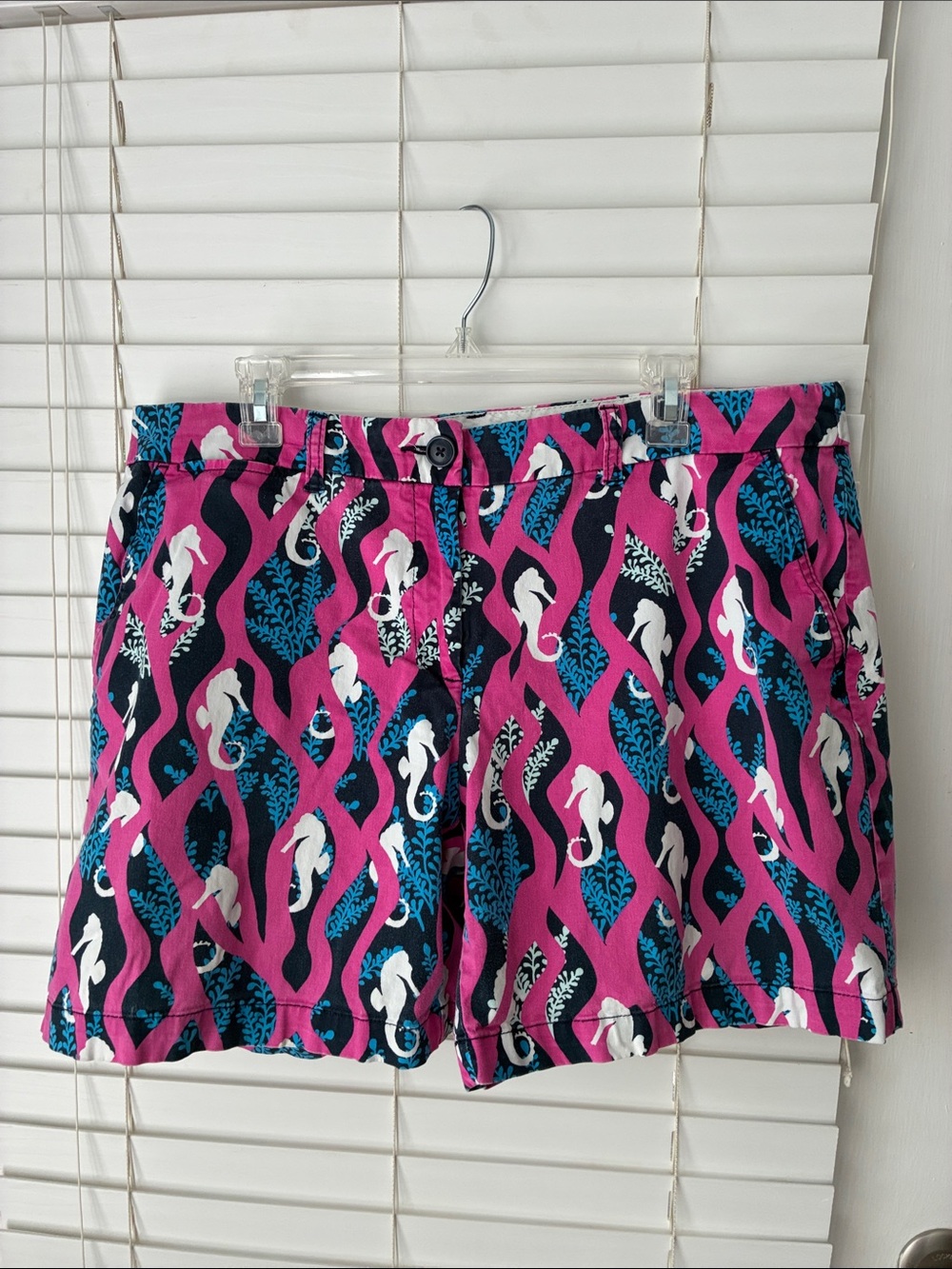 crown & ivy Shorts Seahorse Chino Cotton SZ 16W Pink Blue White - Picture 1 of 6